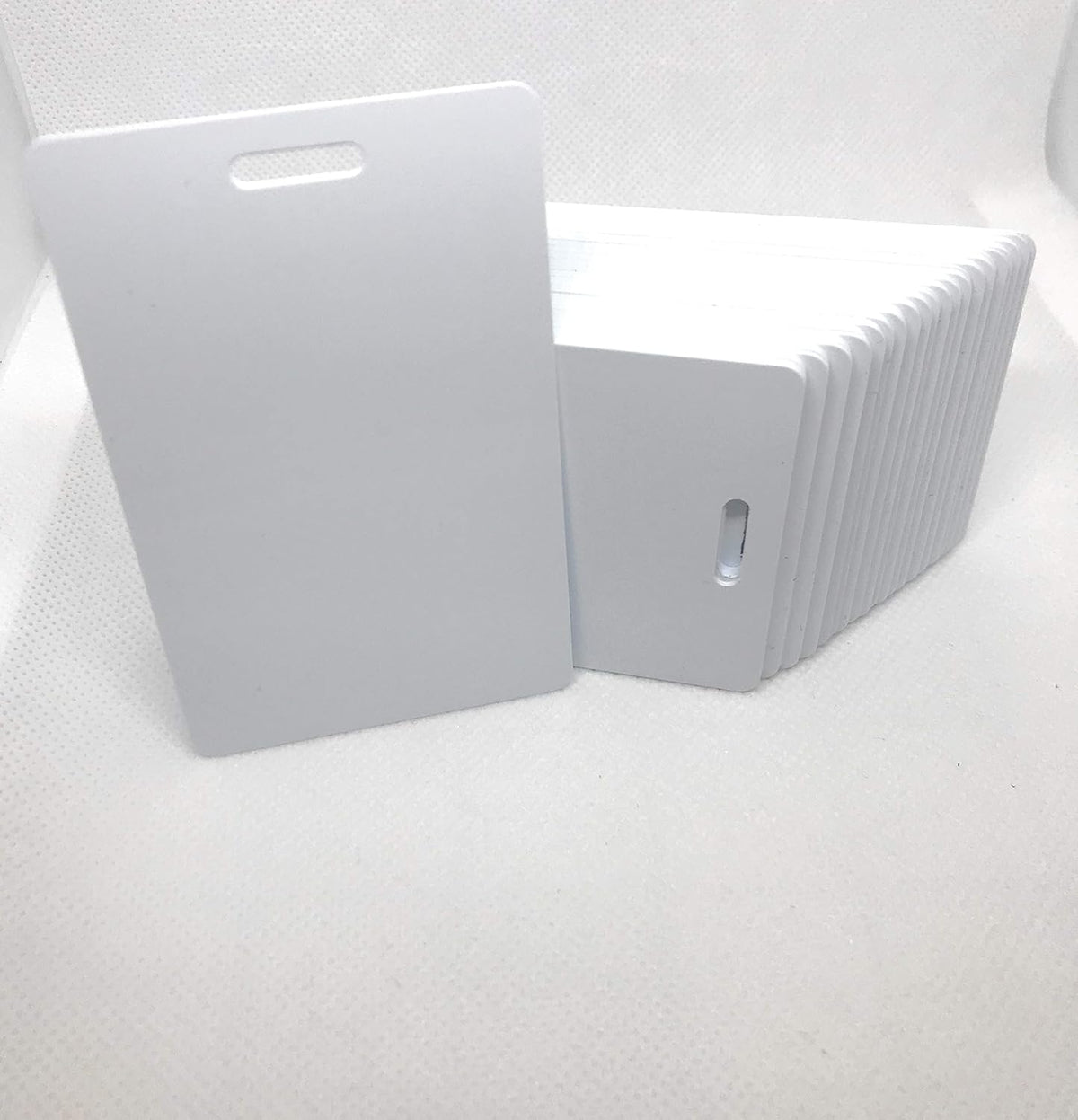 100 Blank White PVC Plastic Photo ID Card O69429