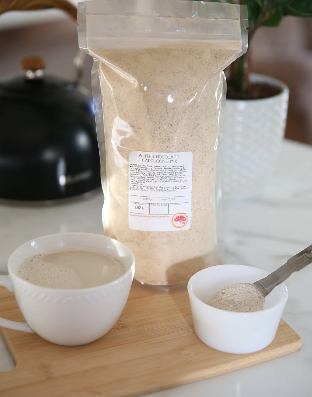 White Chocolate Instant Cappuccino Mix 2 Pound Bag Q37374