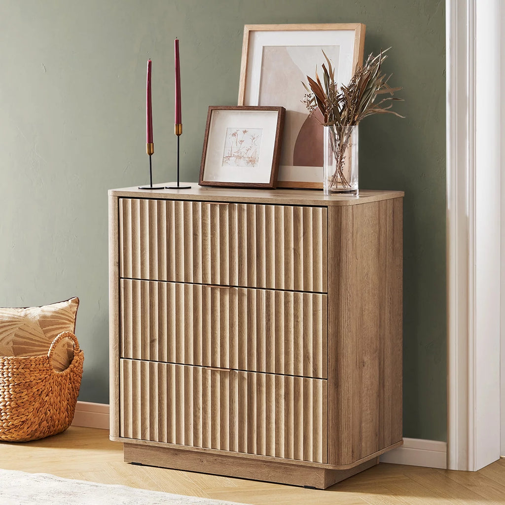Oak 3 Drawer Dresser U505