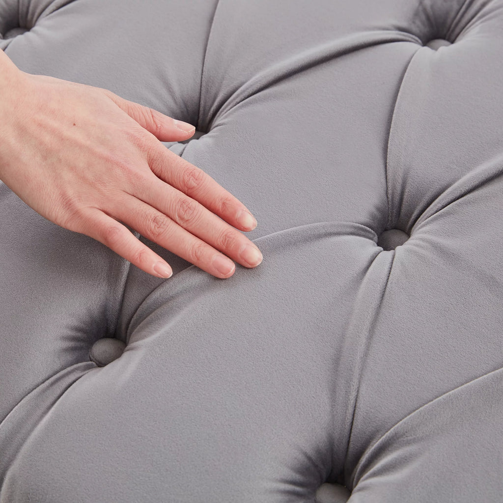 60.2 Inch Grey Tufted Upholstered Bench with 2 Pillows Q163622