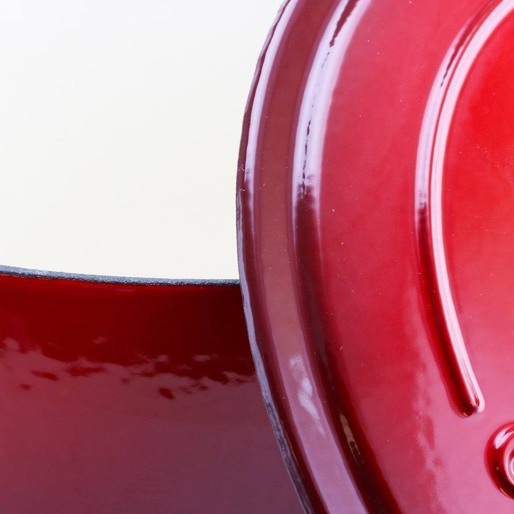 Scarlet Red 7-Quart Cast Iron Dutch Oven L596780
