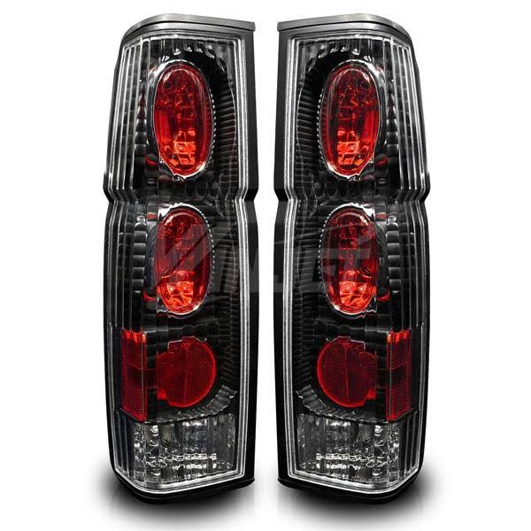 Black-Clear Tail Light Y660