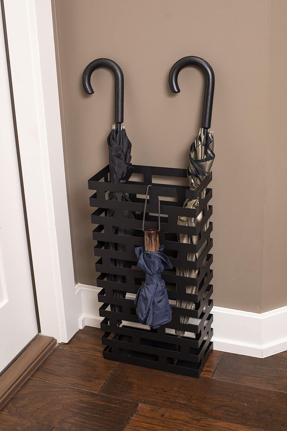 Black Metal Umbrella Holder Stand with Water Tray Z792