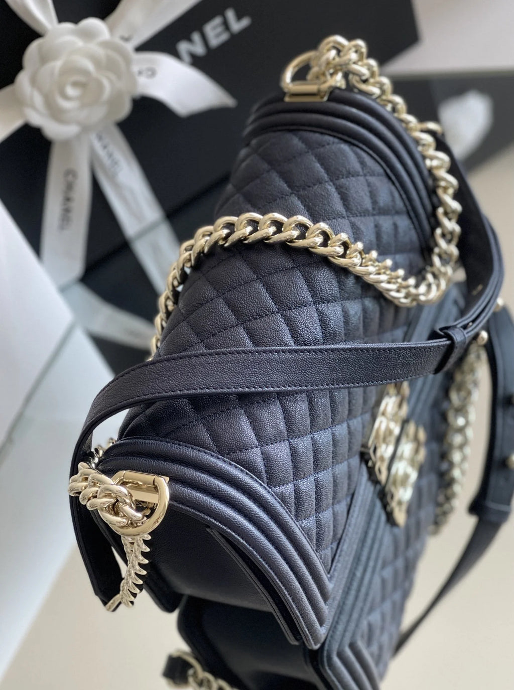 Medium Dark Blue Handbag L48907