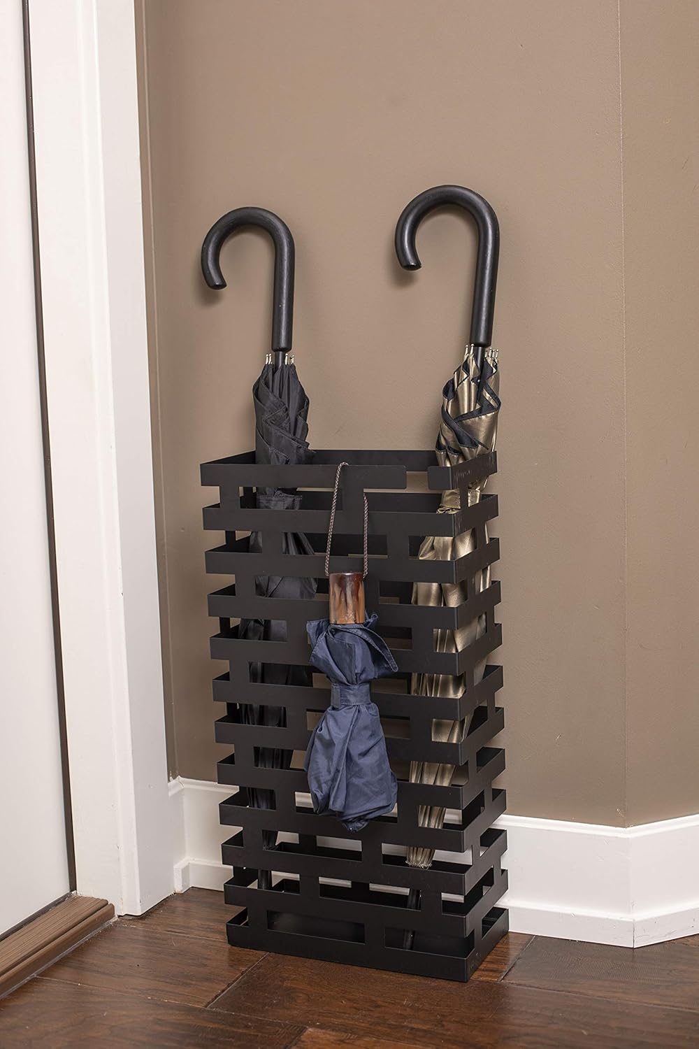 Black Metal Umbrella Holder Stand with Water Tray Z792