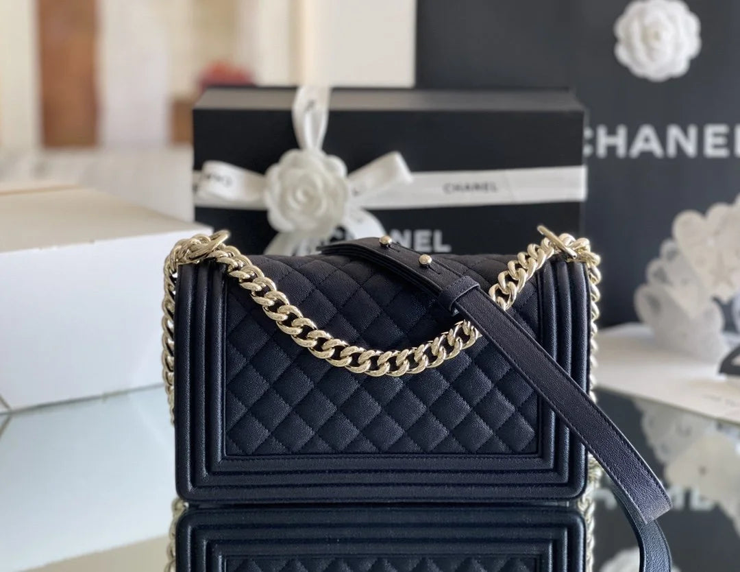 Medium Dark Blue Handbag L48907