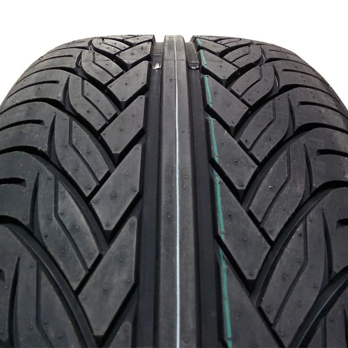 295/25ZR28 UHP Tires B117104