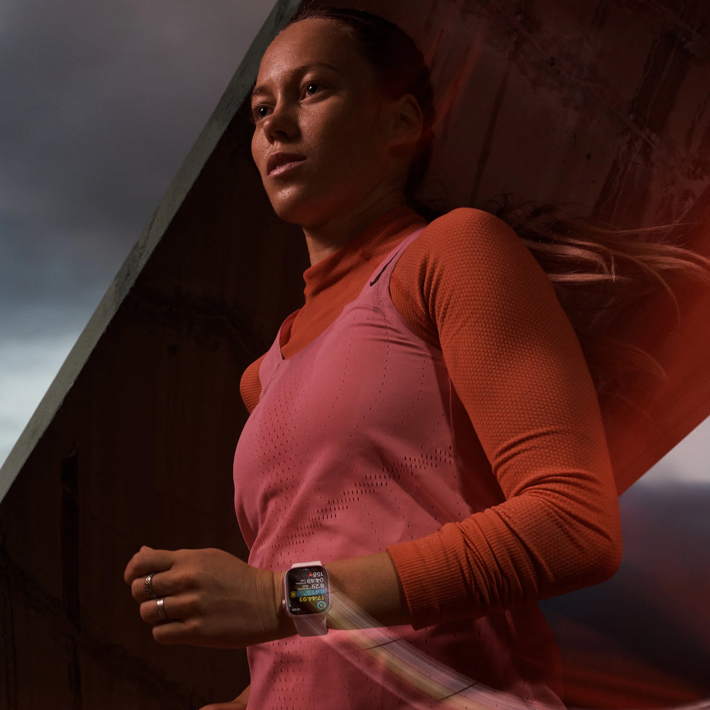 Apple Watch Series 9 GPS + Cellular 41mm Midnight Aluminum Case with Midnight Sport Band - M/L G374131