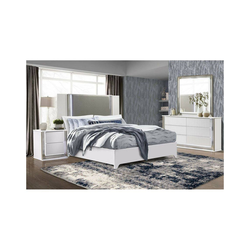 White Nightstand E232
