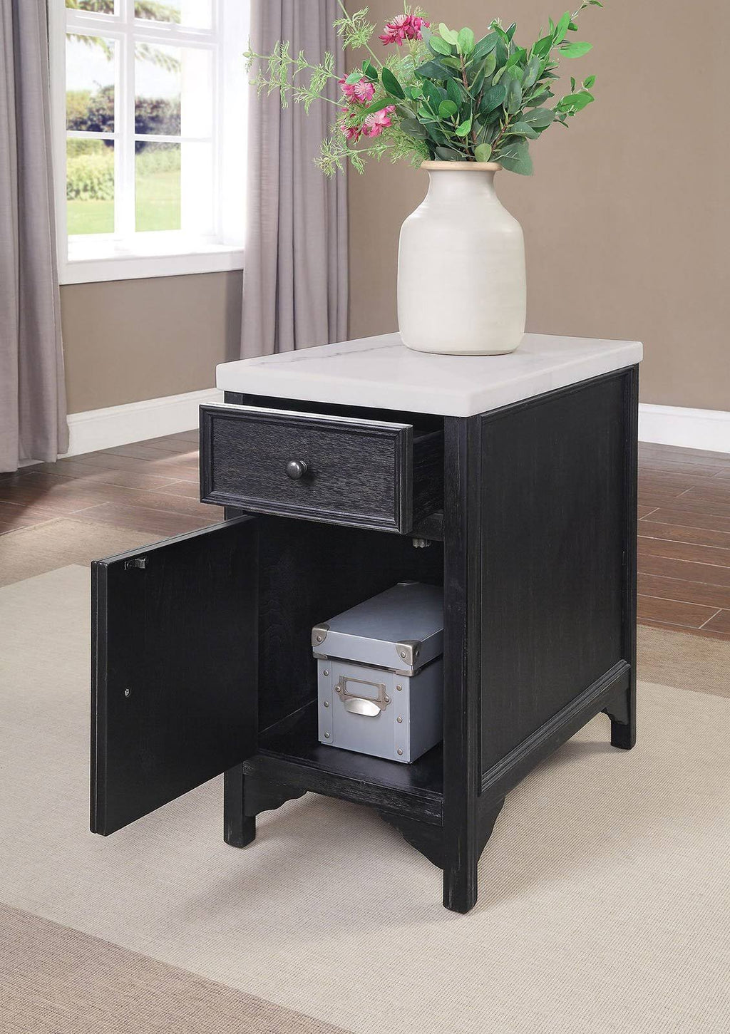 White Black Side Table B591923